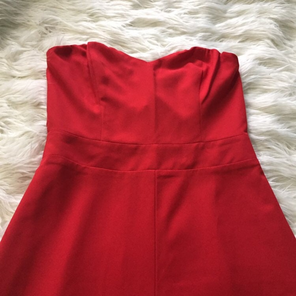 EXPRESS Sweetheart Strapless Romper - Picture 5 of 7